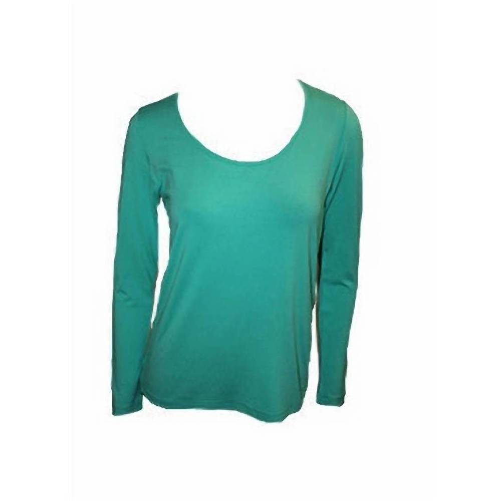 NEW ANGEL scoop-neck top in mint